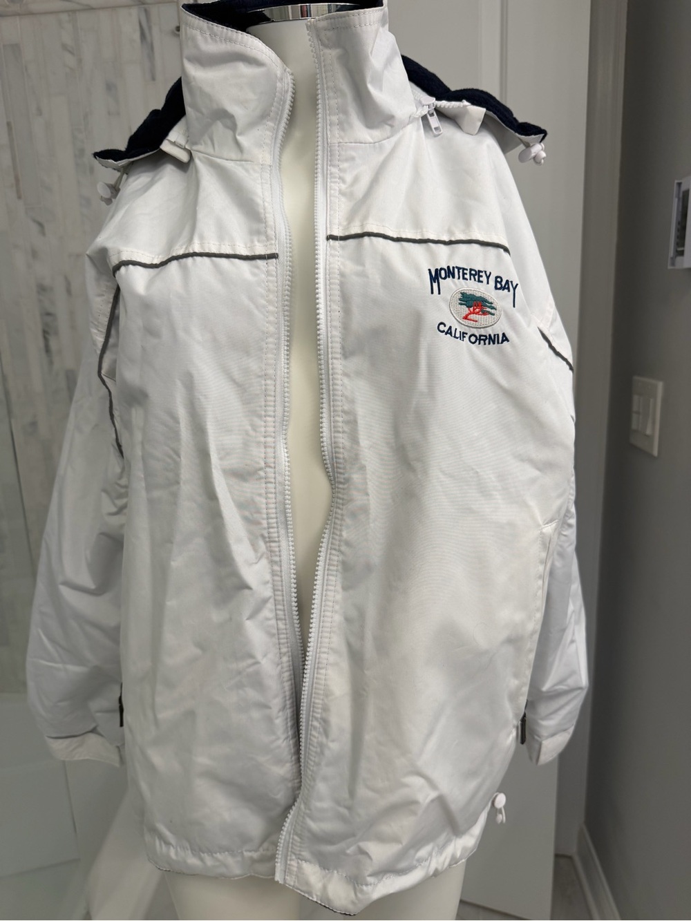 Monterey Bay White Jacket  Navy Embroidered Double Sided Sz XS Windbreaker